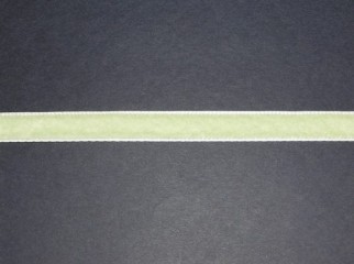 Mežģīnes un lentes - Samta  lente Mežģīnes un lentes - Samta  lente
